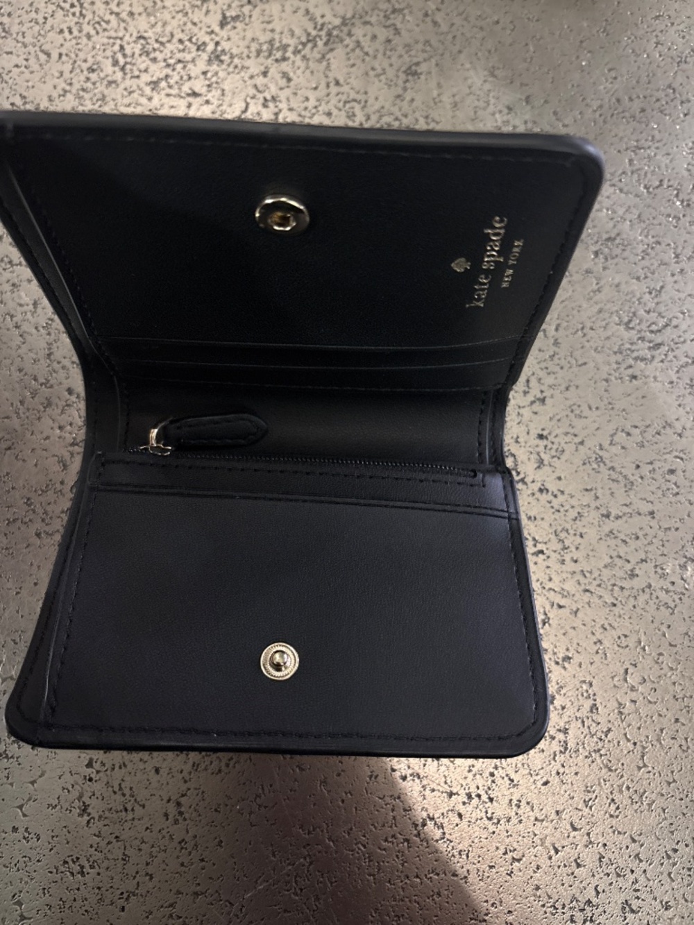 Small Kate Spade Wallet - Picture 4 of 4